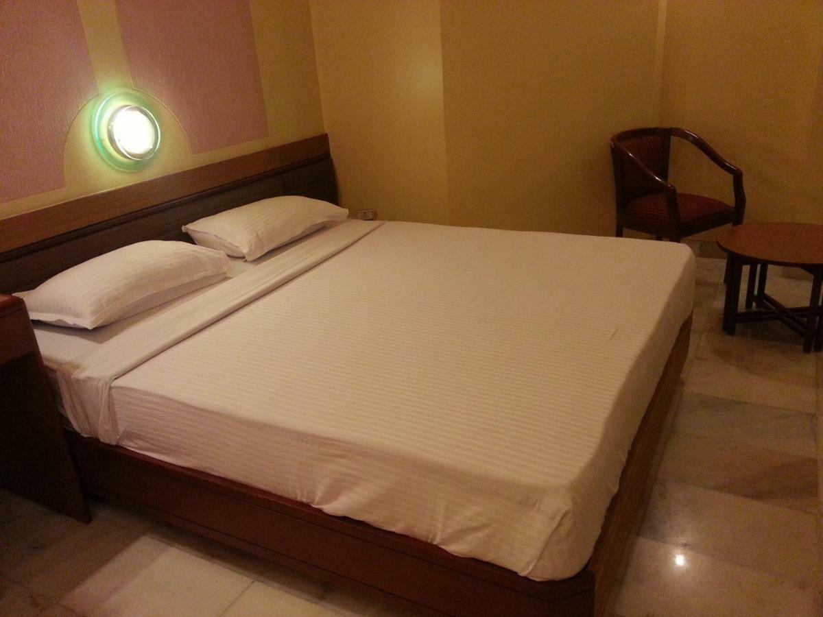 Hotel Ashray International, Sion - Near Bkc Bombay Esterno foto